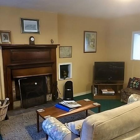 Pond Cottage Covington  外观 照片