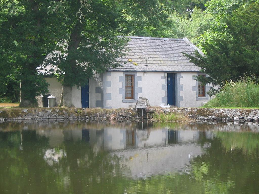Pond Cottage Covington  外观 照片